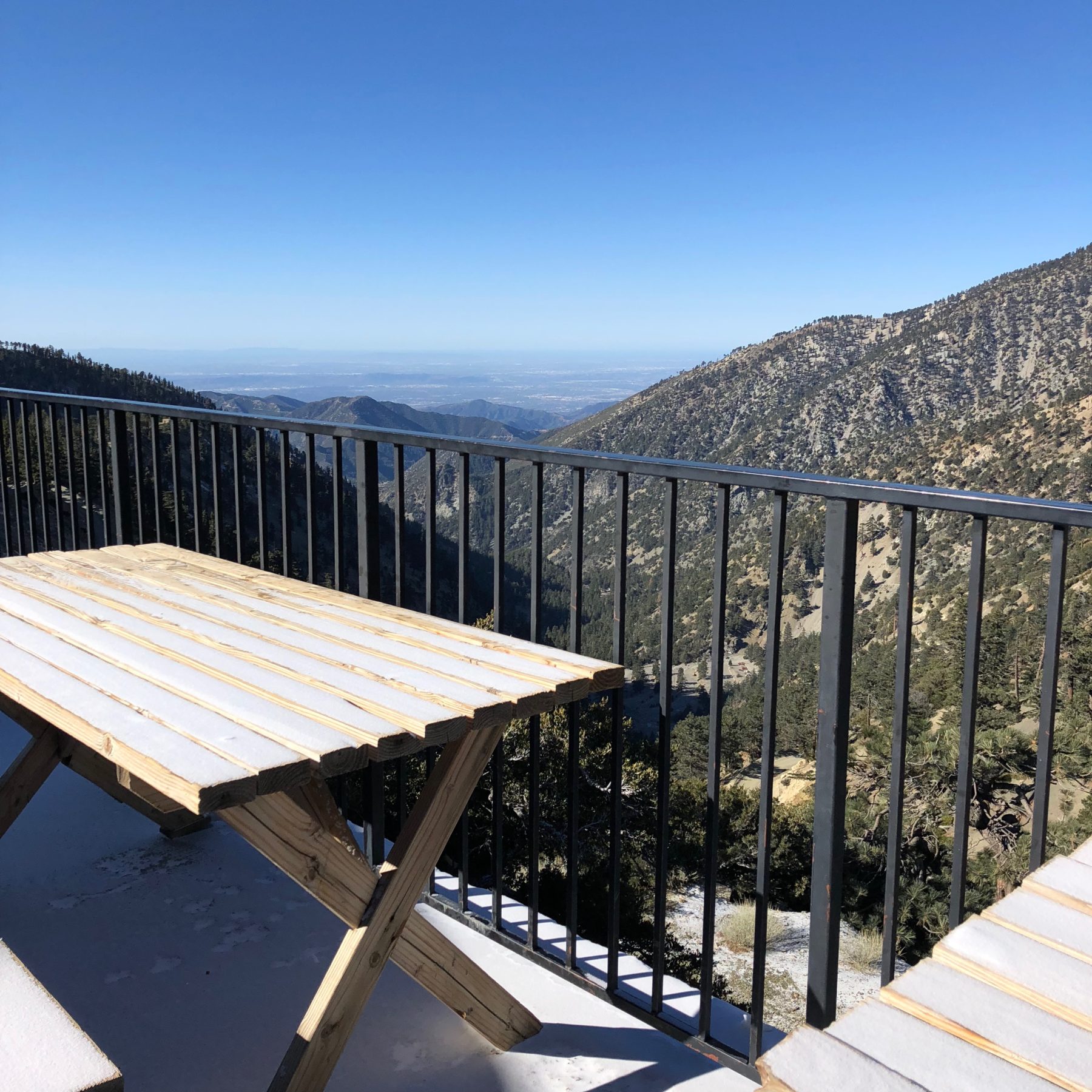 Malibu / Mt. Baldy - A table with a view! Malibu / Mt. Baldy - A table with a view!